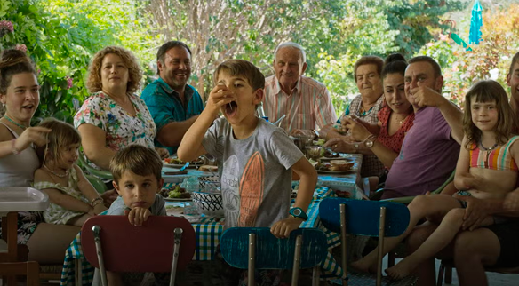 Fotograma de Alcarràs, de Carla Simón