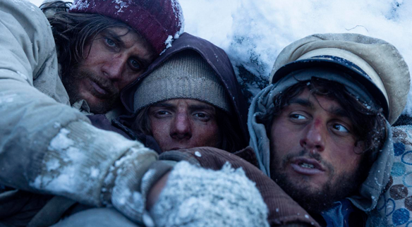 Fotograma de La sociedad de la nieve, de J. A. Bayona